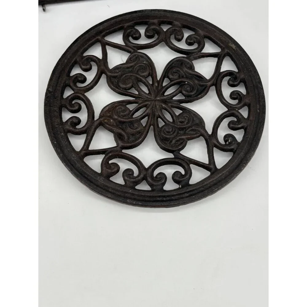 Cast Iron Trivet Flower Trivets with Pegs Heat Resistant Hot Pot Holder,‎ lot of
